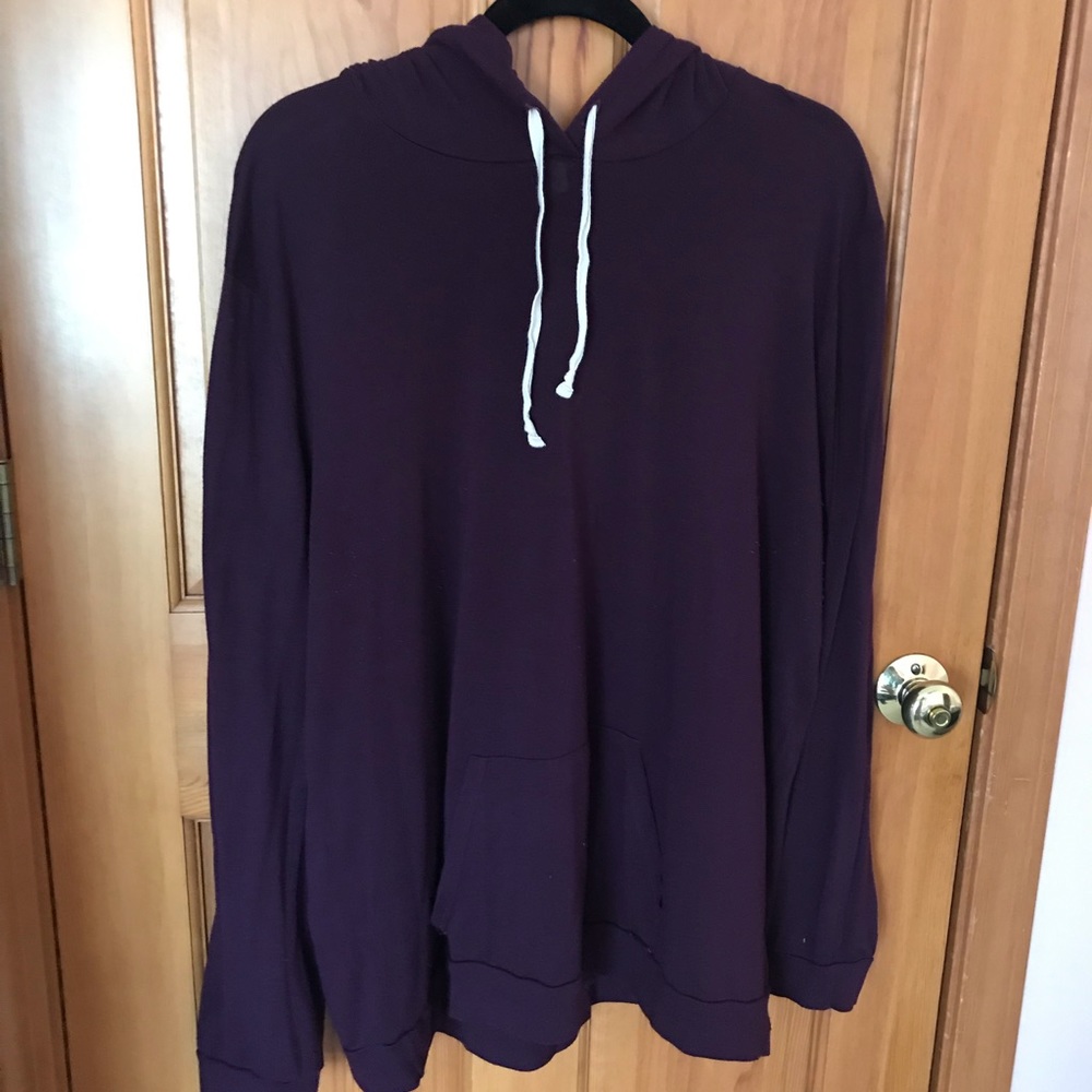Soft, oversized hoodie